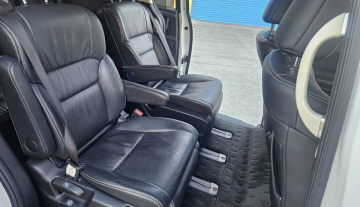 2015 Honda Odessey Vti- L Luxury 11.jpg